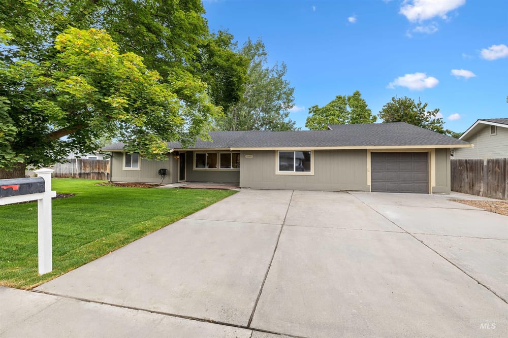 Single family luxury home 