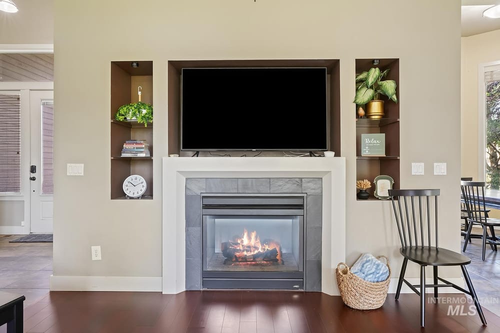 Modern luxury home - Image 7