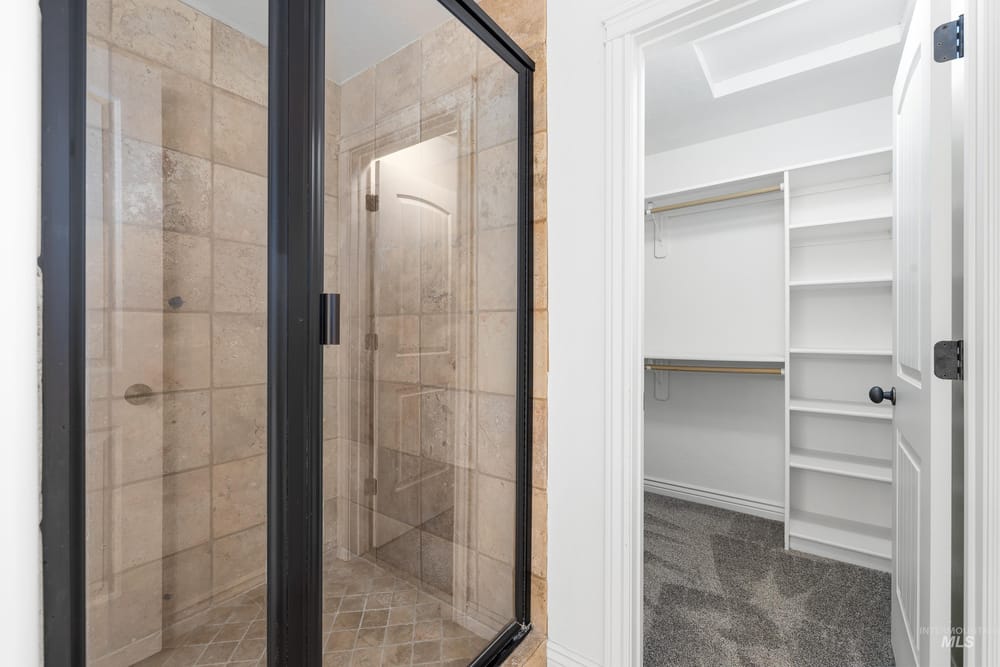 Single family residence  - Image 20