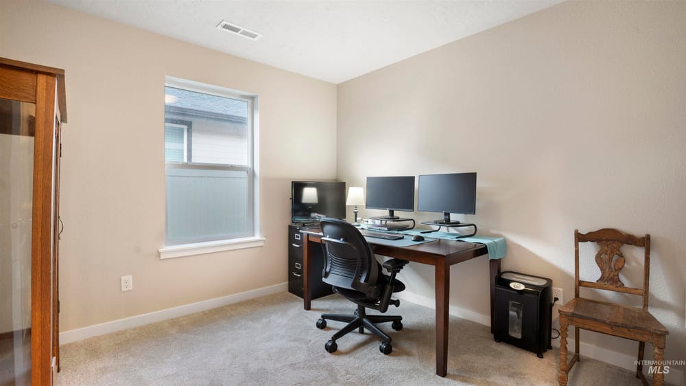 Single family residence  - Image 18