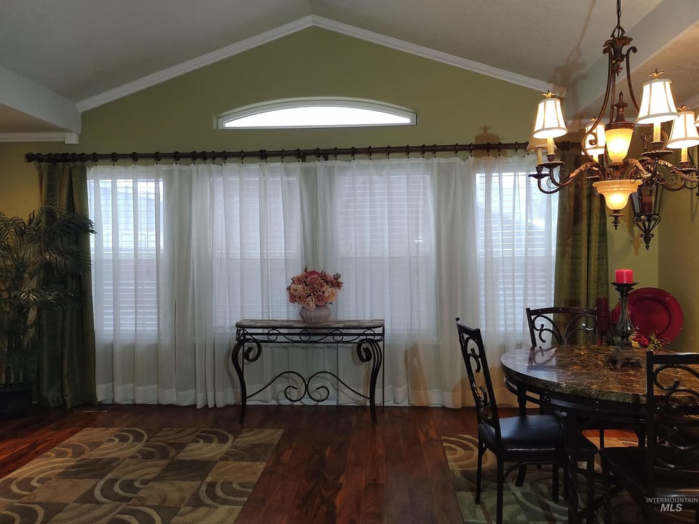 Family residential home  - Image 9