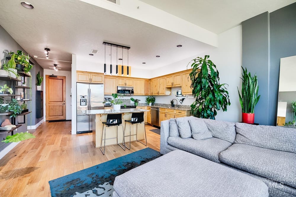 Luxury family residence  - Image 5